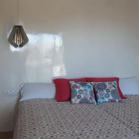 Vakantiehuis Con Terraza Y Jardin
