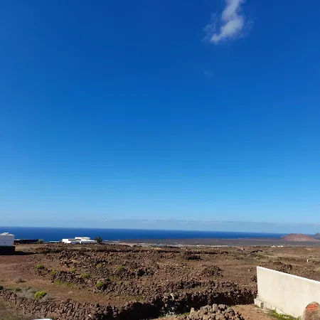 Vakantiehuis Con Terraza Y Jardin Las Breñas