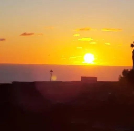 Con Terraza Y Jardín Сasa de vacaciones *